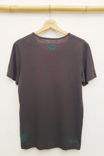 Laden Sie das Bild in den Galerie-Viewer, cloudkilling breeze shirt organic cotton taiwishi fair handprinted